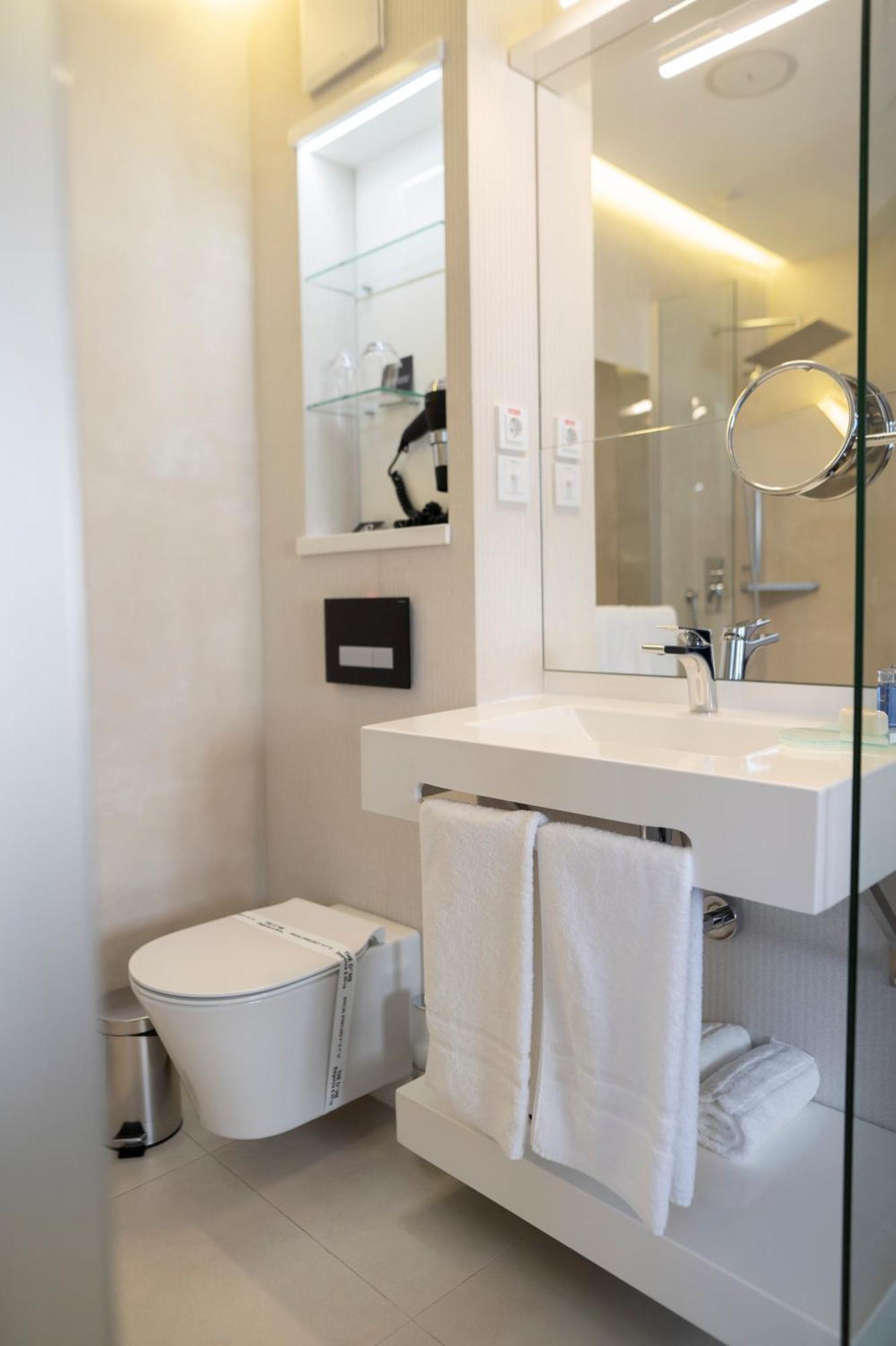 The Dome Hotel 4*